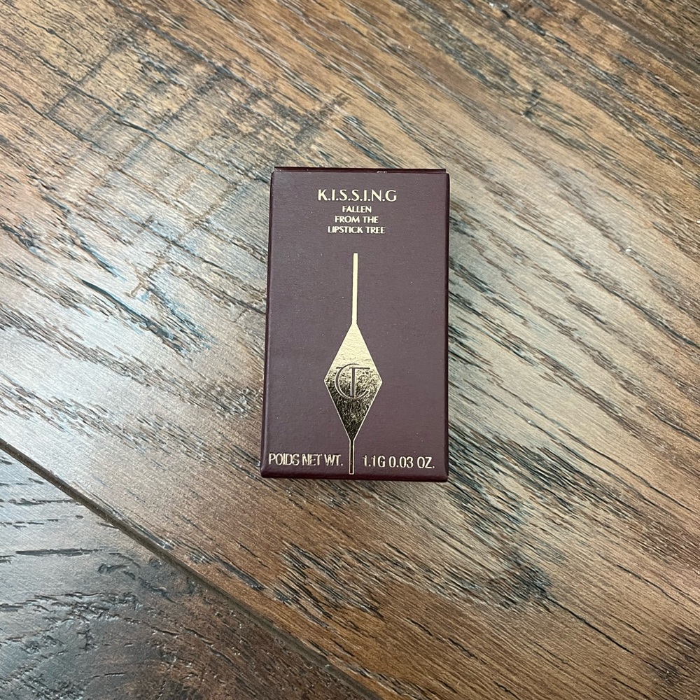 NWT! Charlotte Tilbury - K.I.S.S.I.N.G Lipstick - Mini!